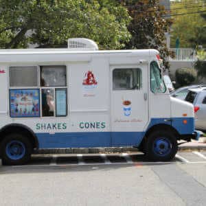 How Much Does It Cost To Start An Ice Cream Truck - Mister Softee